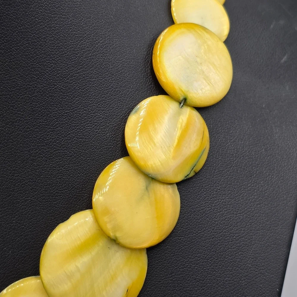 Feng Yue Yellow Mother of Pearl Shell Disc Statement Necklace 18 Inch Chunky